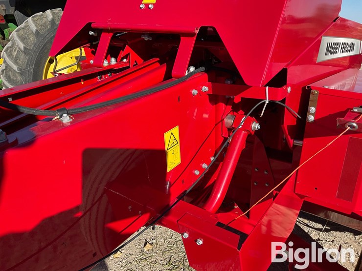 massey-ferguson-1840-image-12