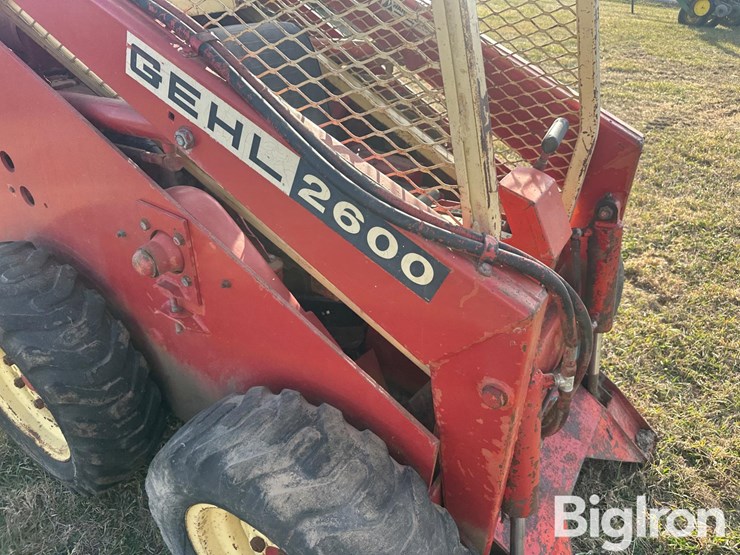 gehl-2600-image-11