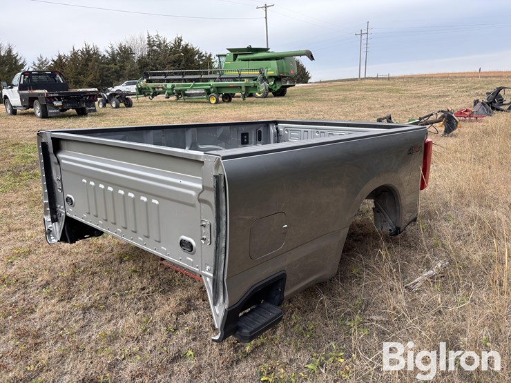 2024-ford-f350-image-1