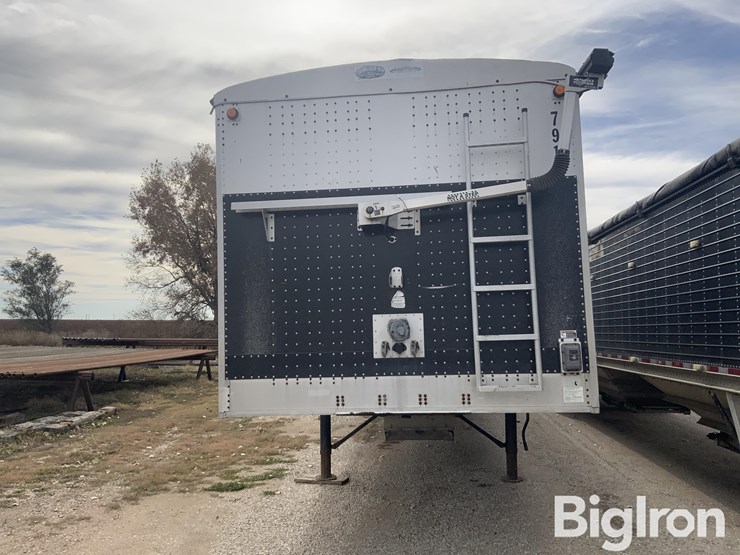 cornhusker-hopper-bottom-image-2