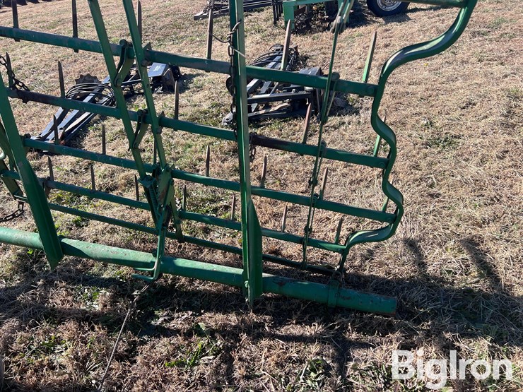 john-deere-24-image-13