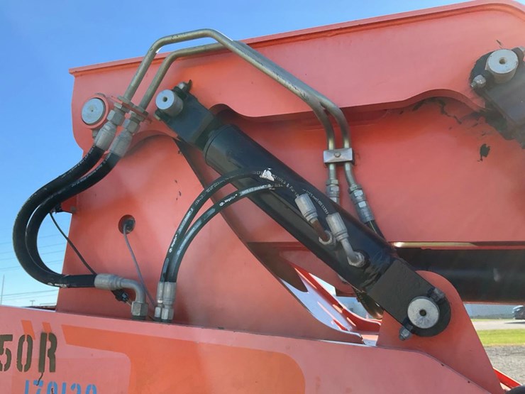 2016-sky-trak-6042-image-49