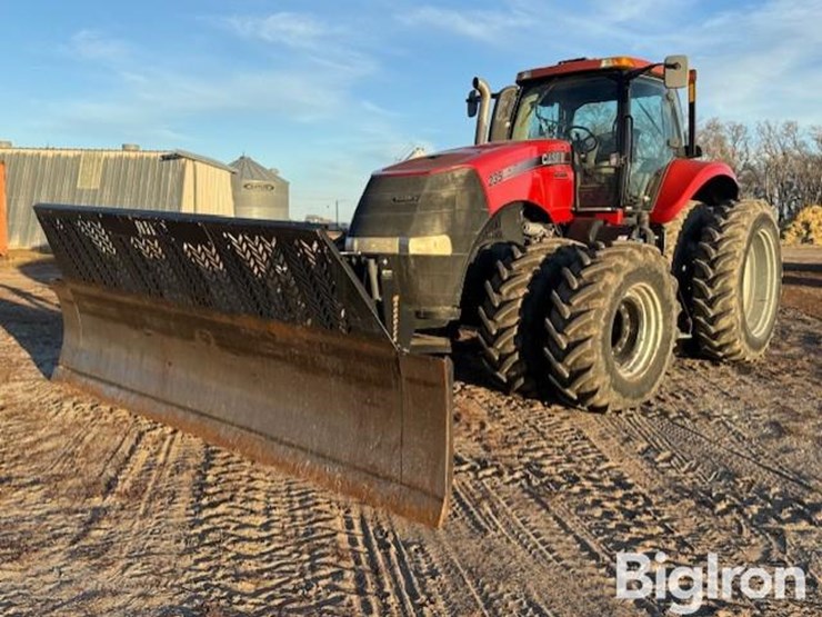 case-ih-magnum-235-image-1