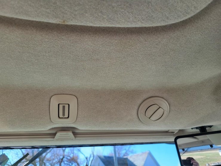 john-deere-8335r-image-71