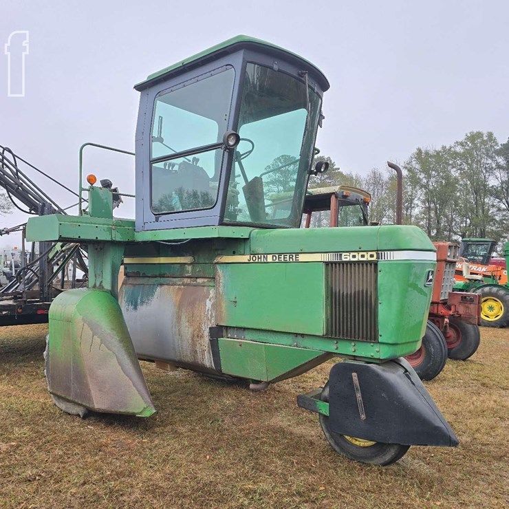 1995 JOHN DEERE 6000