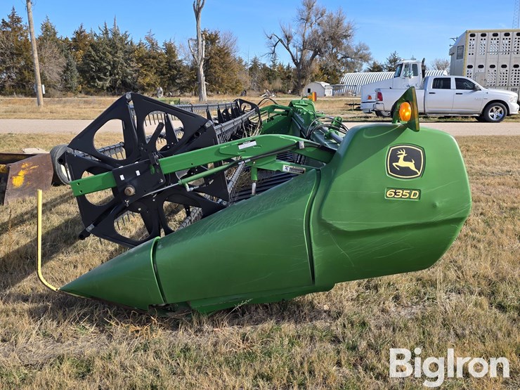 john-deere-635d-image-8