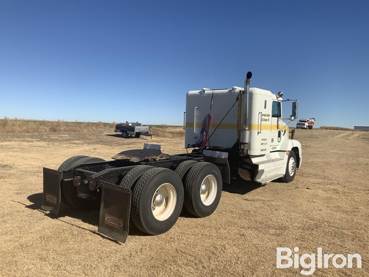 freightliner-fld112-image-5