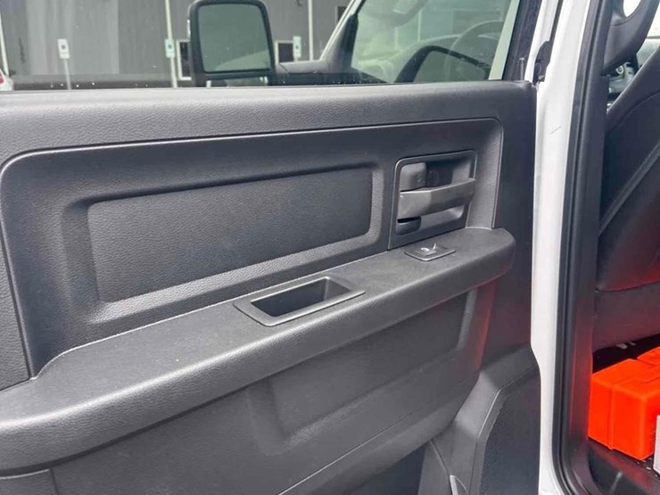 dodge-ram-5500hd-image-20