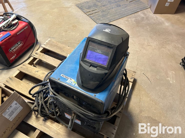 miller-thunderbolt-xl-stick-welder-image-1