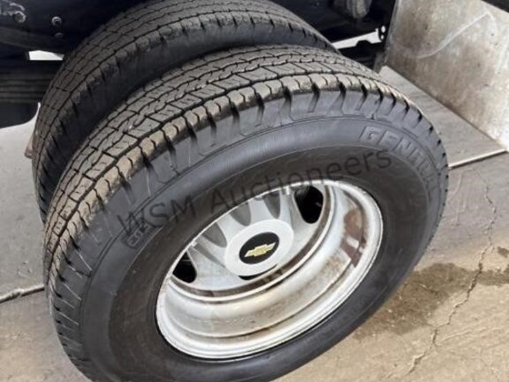 chevrolet-silverado-3500hd-image-9