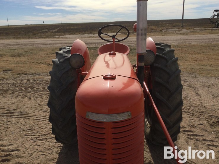 1944-case-sc-2wd-tractor-image-12