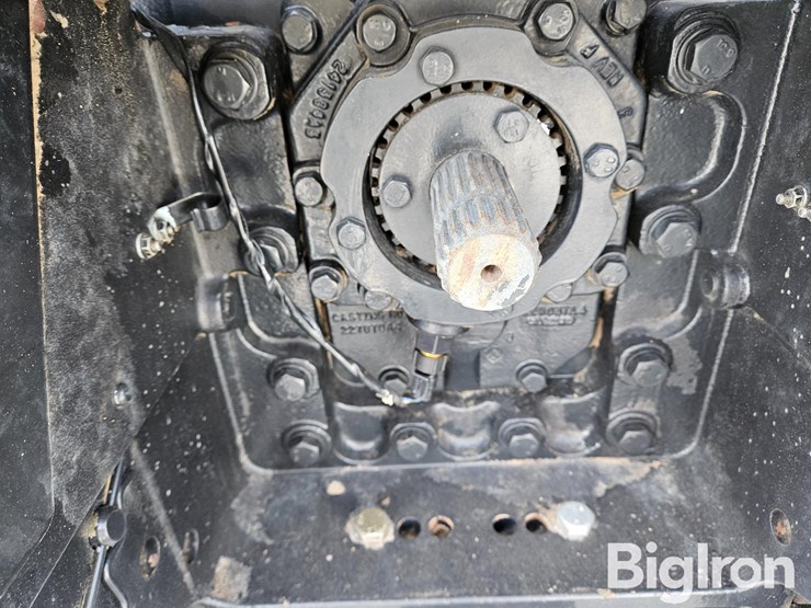 case-ih-magnum-250-image-11