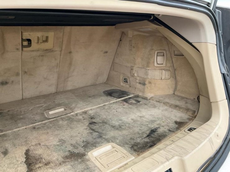 #2053-•-2010-bmw-550gt-car*-image-69