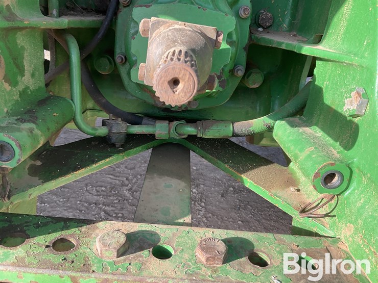 john-deere-8400-image-13