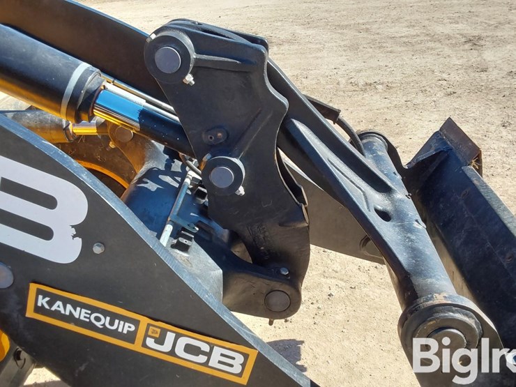 2021-jcb-409-image-17