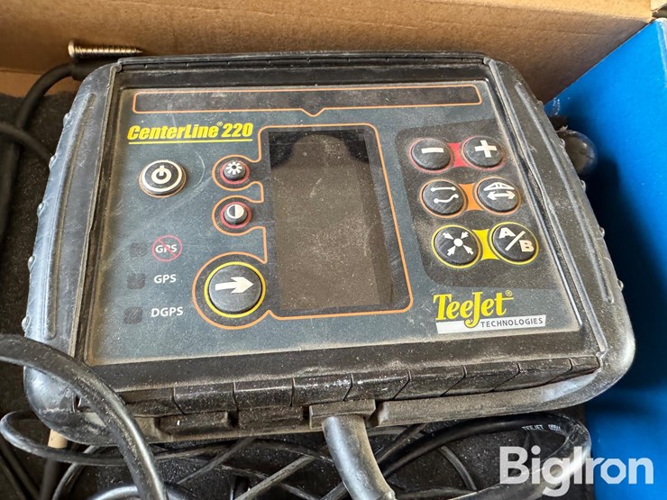 teejet-center-line-220-guidance-system-image-14