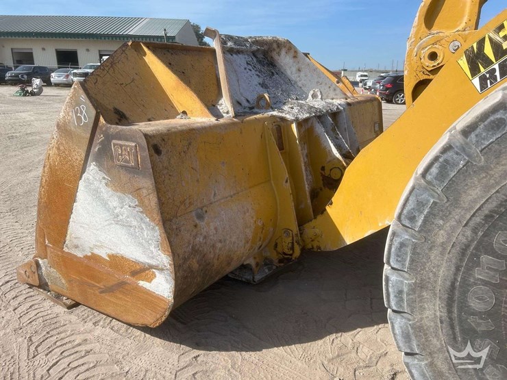 caterpillar-972m-image-35