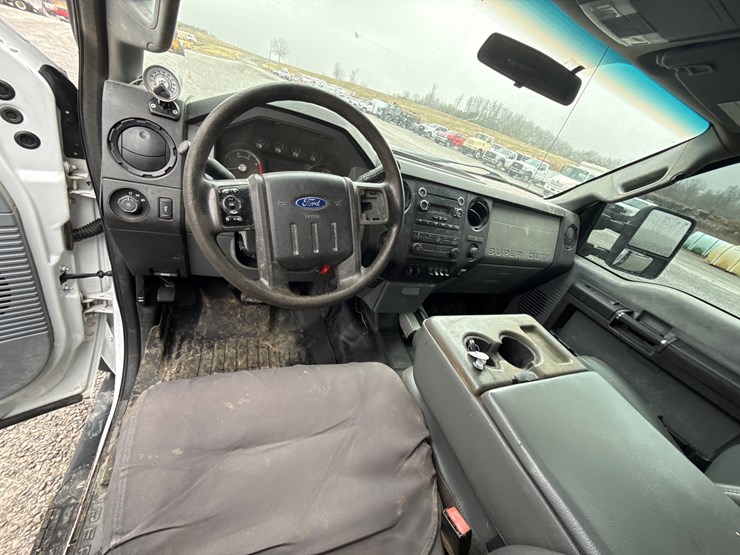 ford-f450-xl-image-19