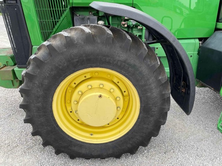 john-deere-8300-image-11