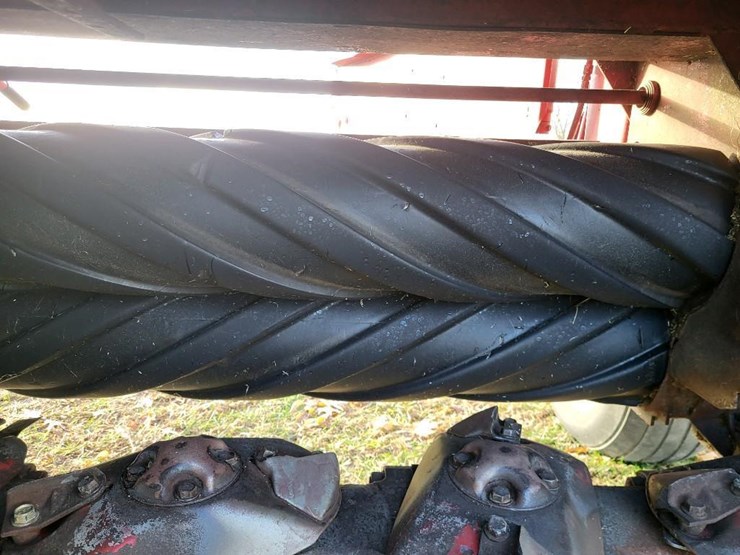 new-holland-1431-image-22