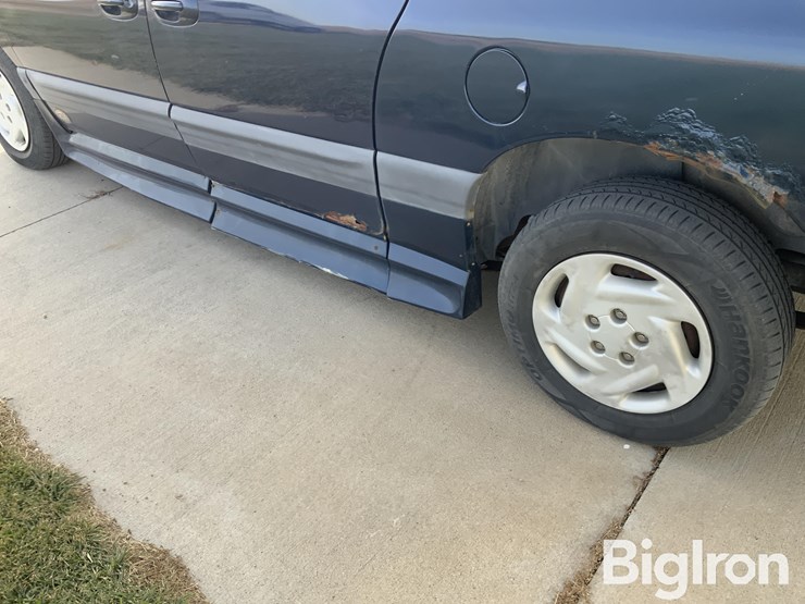 dodge-grand-caravan-se-image-16