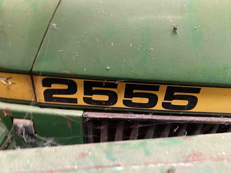 john-deere-2555-image-14