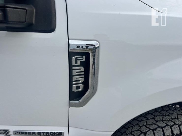 ford-f250-xlt-image-14