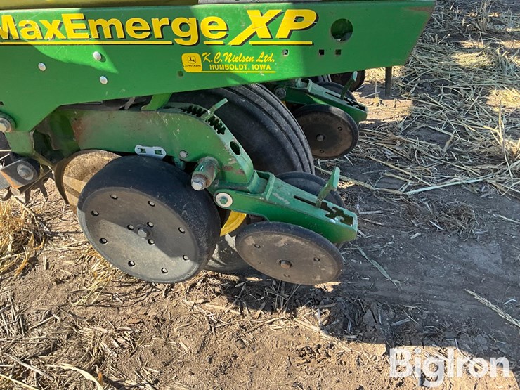 2008-john-deere-1770nt-image-13