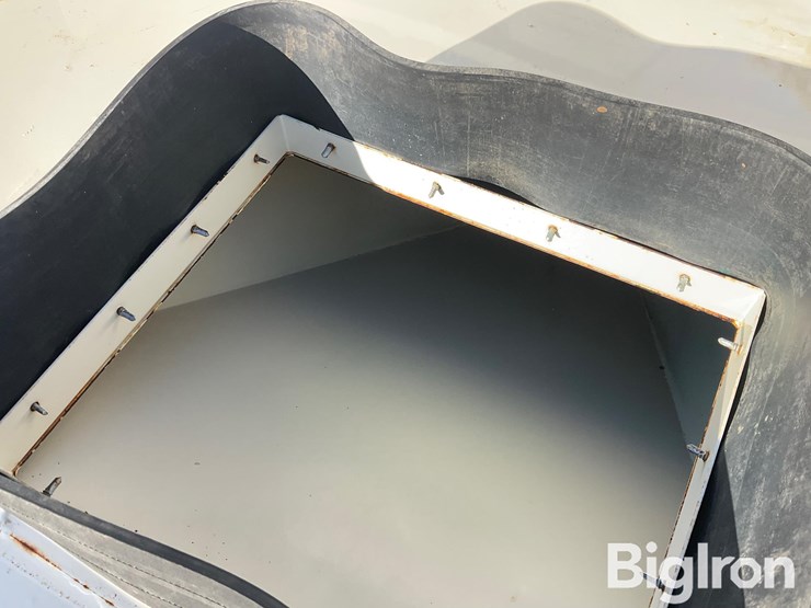 2011-meridian-titan-2-image-15