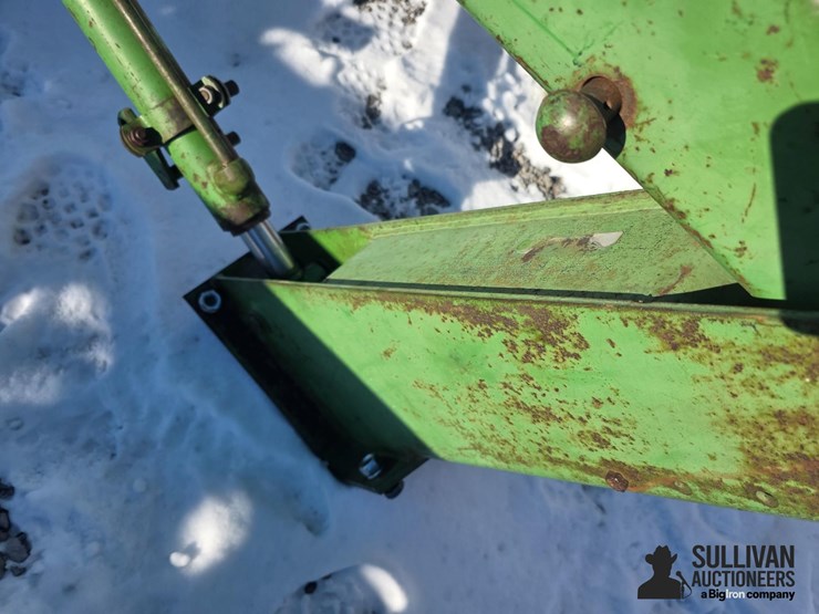 john-deere-72-image-12