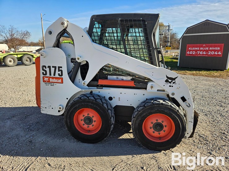 2011-bobcat-s175-image-4