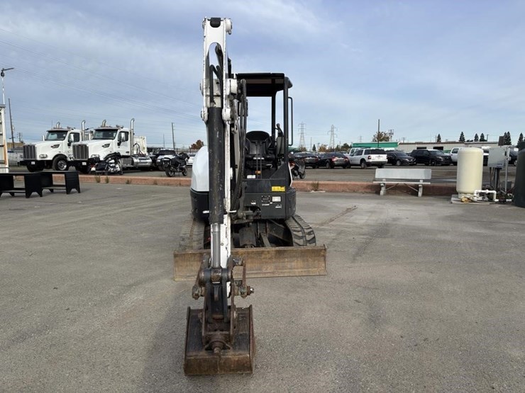 2021-bobcat-e35-image-6