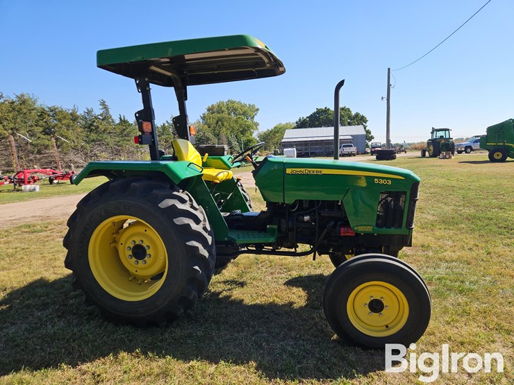 john-deere-5303-image-4