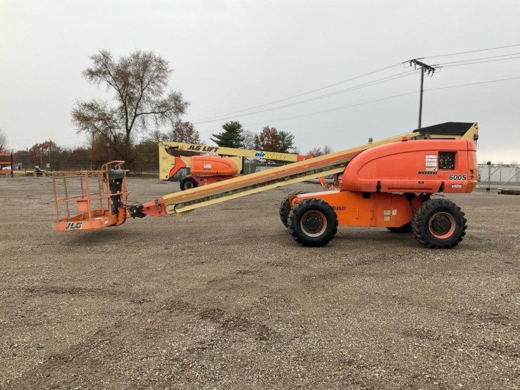 jlg-600s-image-2