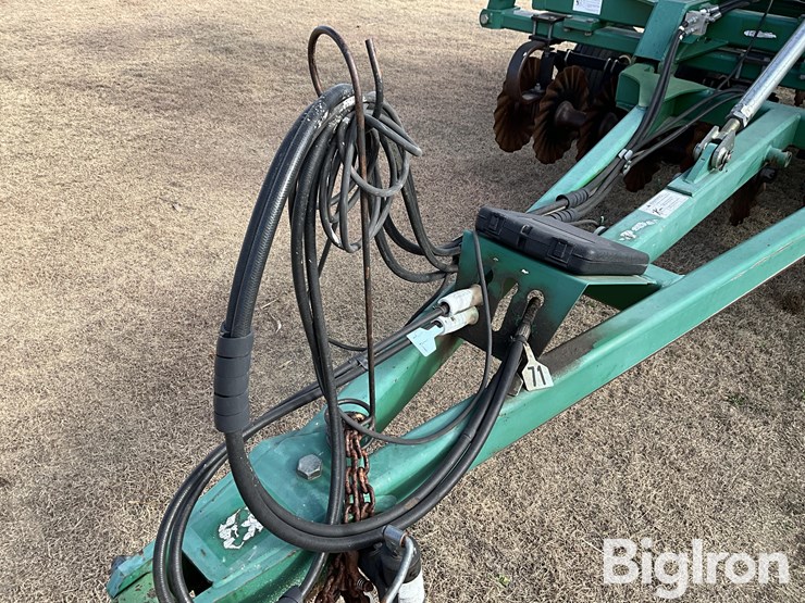 great-plains-2400tt-image-11