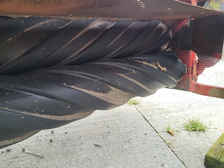 2014-new-holland-h7230-image-25