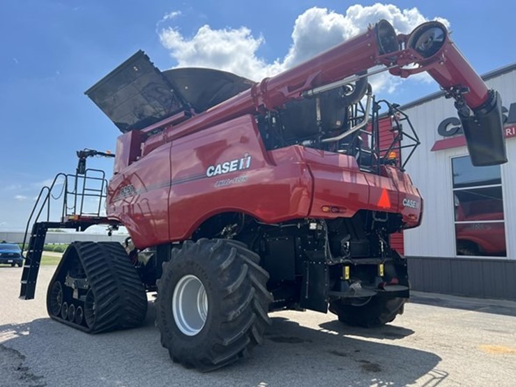 case-ih-8250-image-3