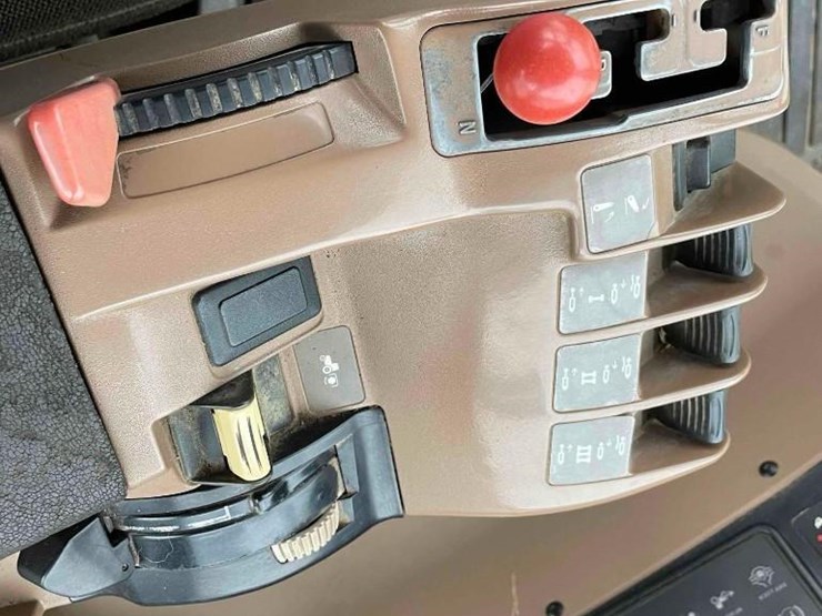 john-deere-8300-image-39