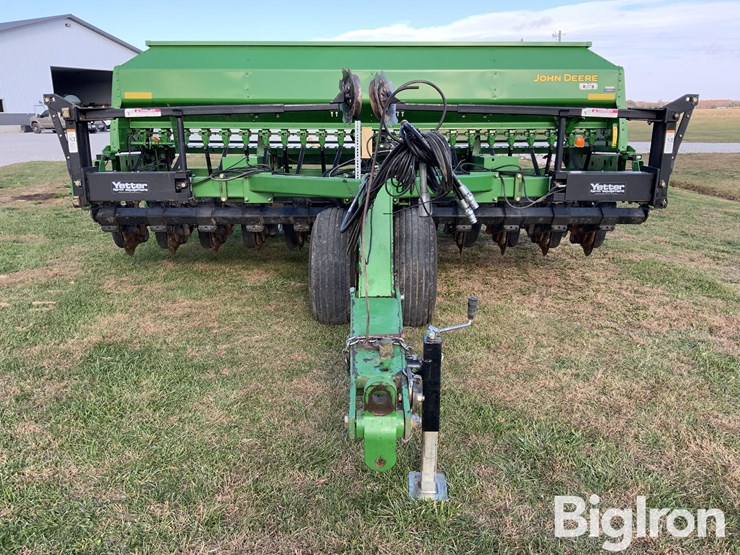 2006-john-deere-1590-image-2