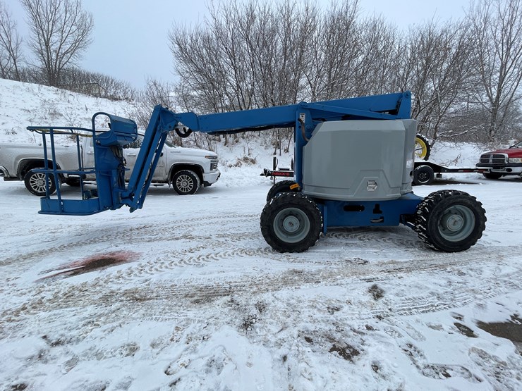 #7468-•-2006-genie-z-34/22-manlift-image-8