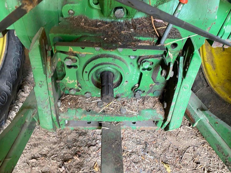 john-deere-2555-image-6