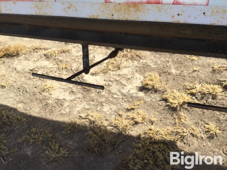 2000-neville-trailer-image-18