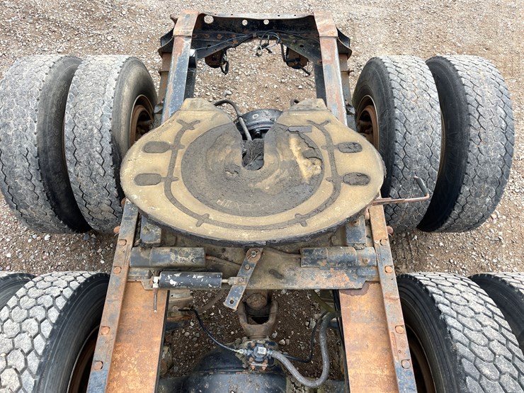 #1107-•-1994-international-truck-tractor-(has-mn-title)-image-35