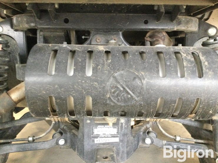 john-deere-gator-image-19