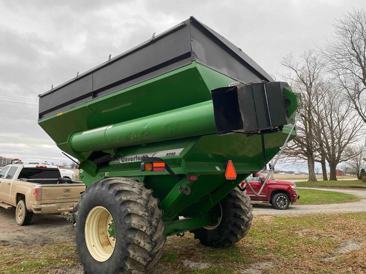 unverferth-8250-image-4