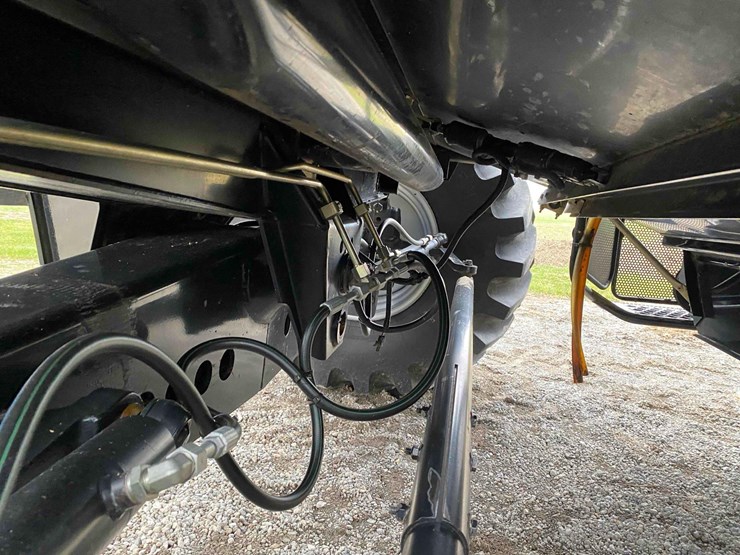 case-ih-8010-image-28