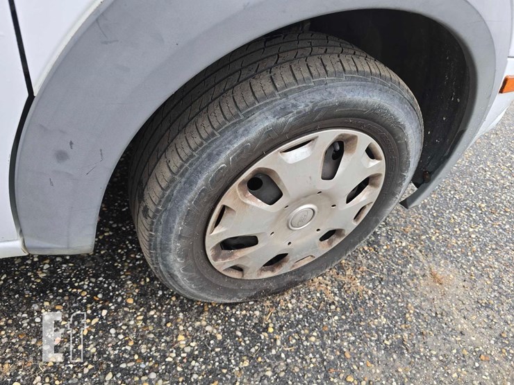 2013-ford-transit-connect-image-10