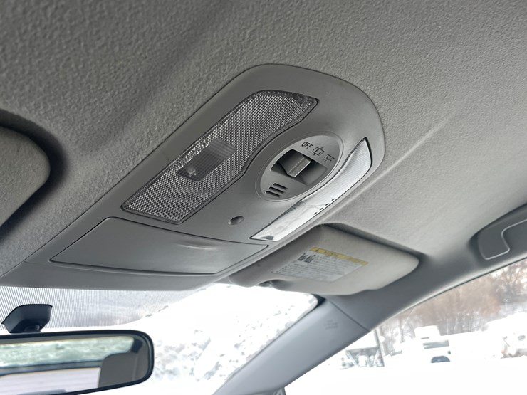 #1155-•-2013-toyota-prius-hybrid-(has-mn-title-in-delay)-image-31