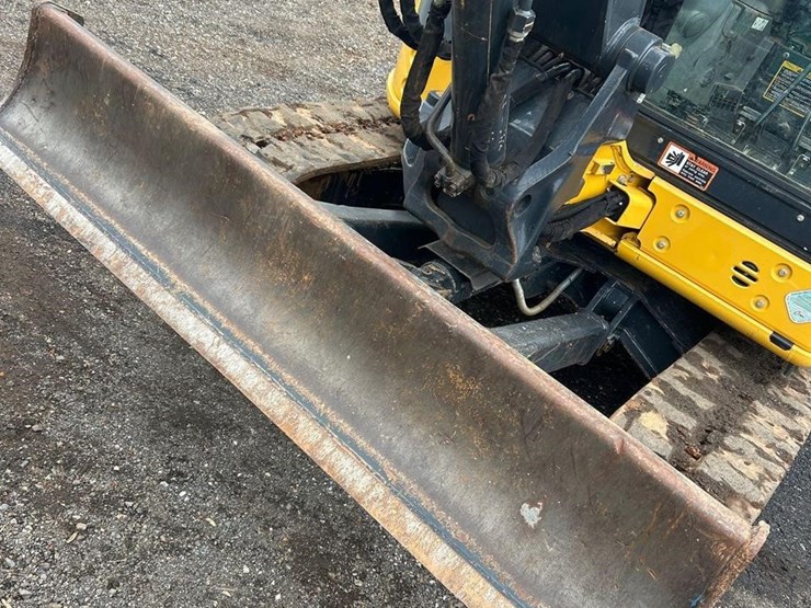 2029-deere-60g-image-12