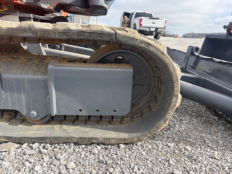 kubota-kx040-4-image-8